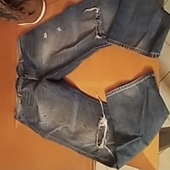 MENS LEVIS 513 RIPPED FADED JEANS SIZE 40 X 30 LIGHT BLUE TO MEDIUM - Picture 3 of 8